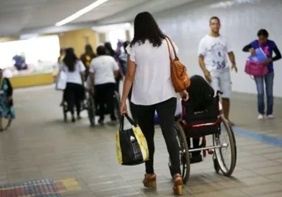 Projeto prevê prioridade para alunos com deficiência em escolas de tempo integral