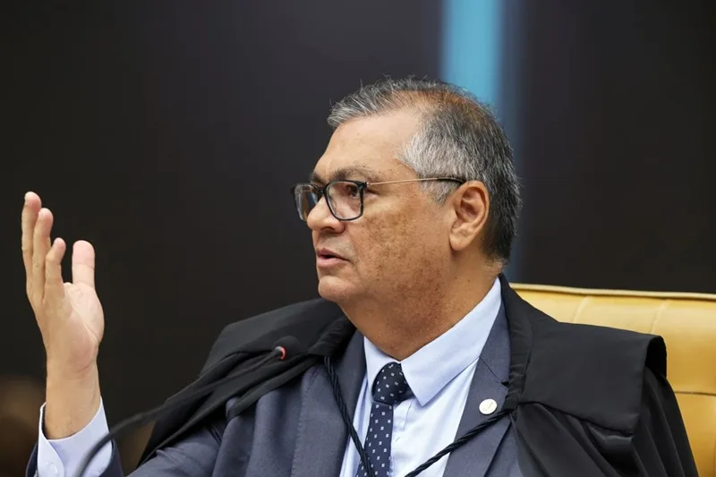 Operação Make Up expõe investigação sobre emendas ligadas ao filme Dark Horse