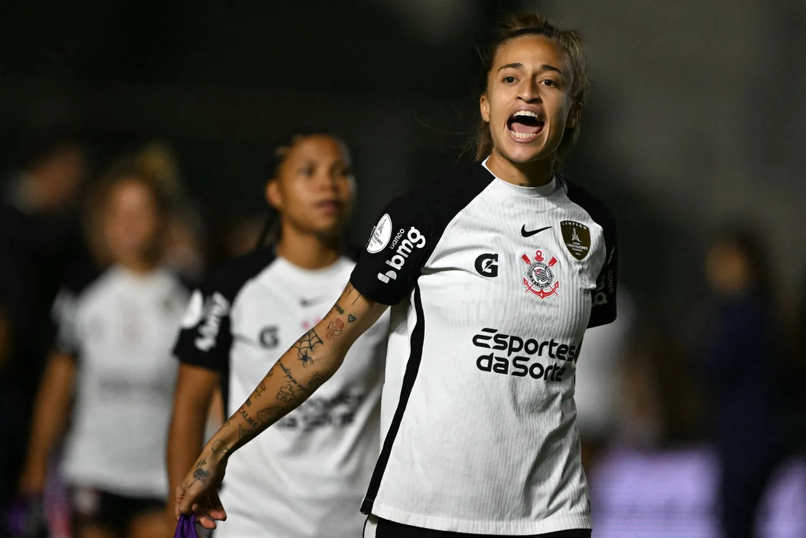 São Paulo e Corinthians decidem título nacional feminino em final paulista